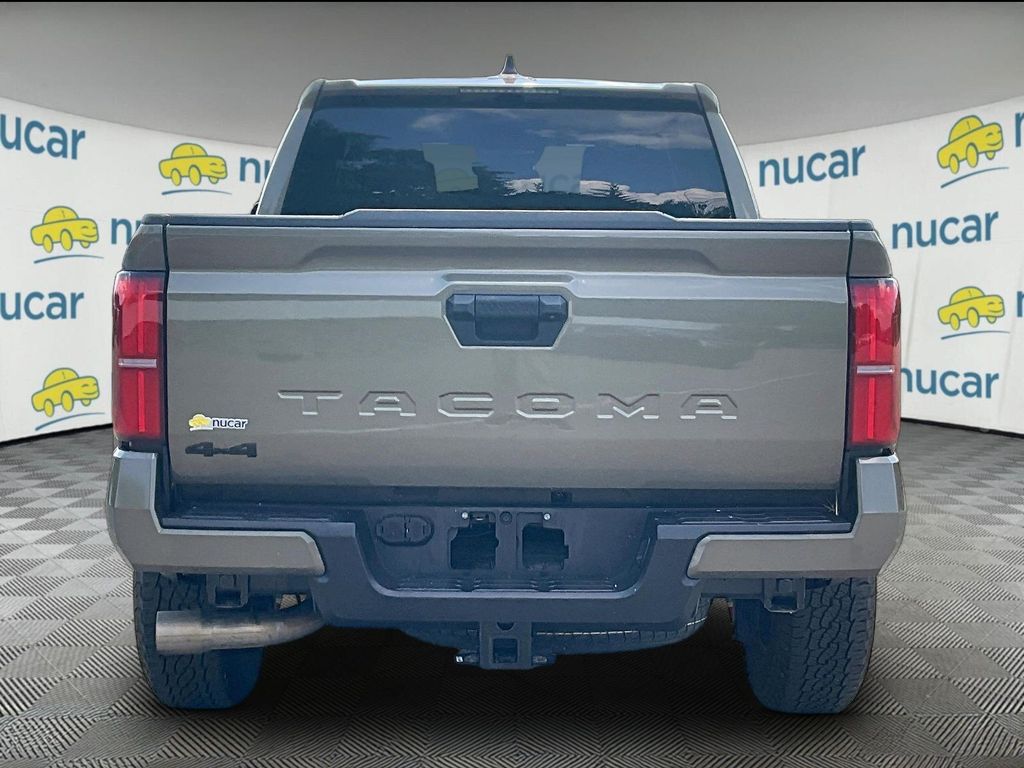 2024 Toyota Tacoma — photo 5