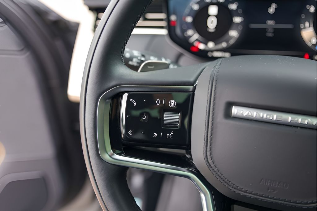 Used Car 2025 Land Rover Range Rover Sport  Se For Sale Under $80,000 In Austin, Texas