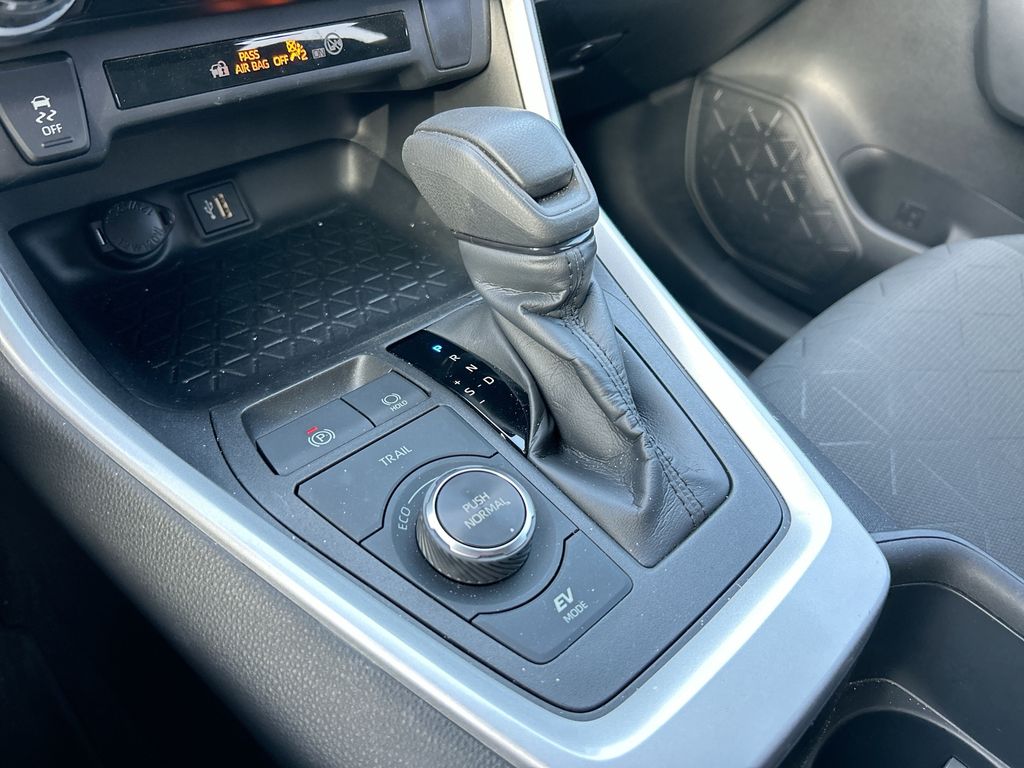 Thumbnail: 2024 Toyota RAV4 - 26