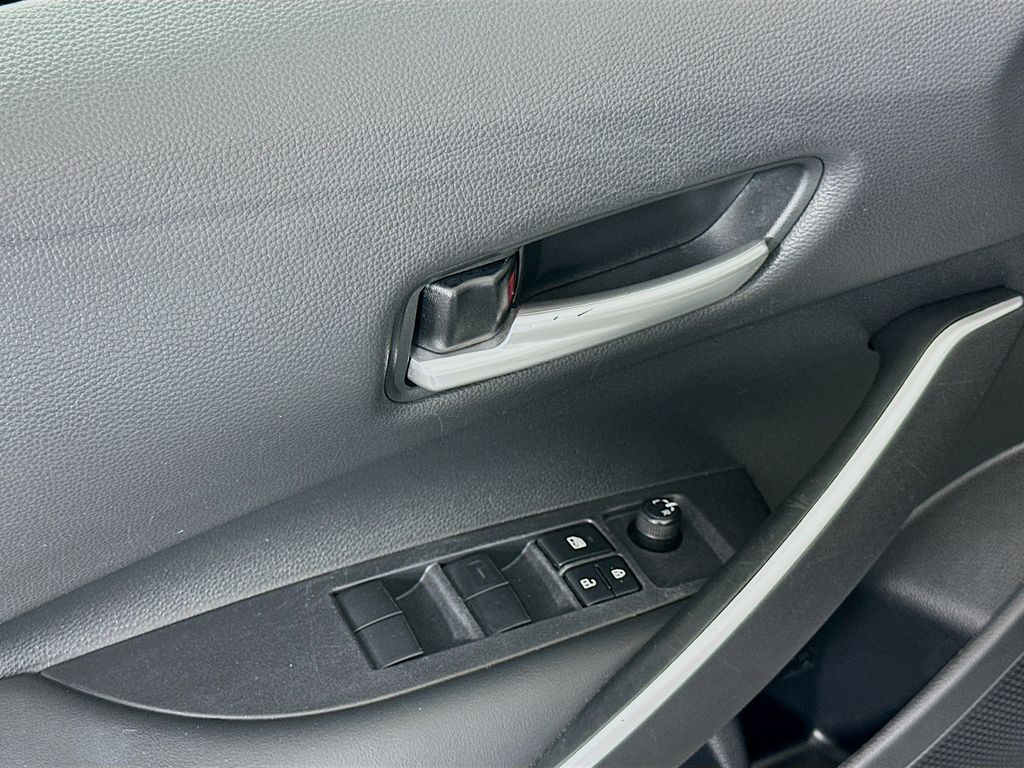 Thumbnail: 2024 Toyota Corolla - 17