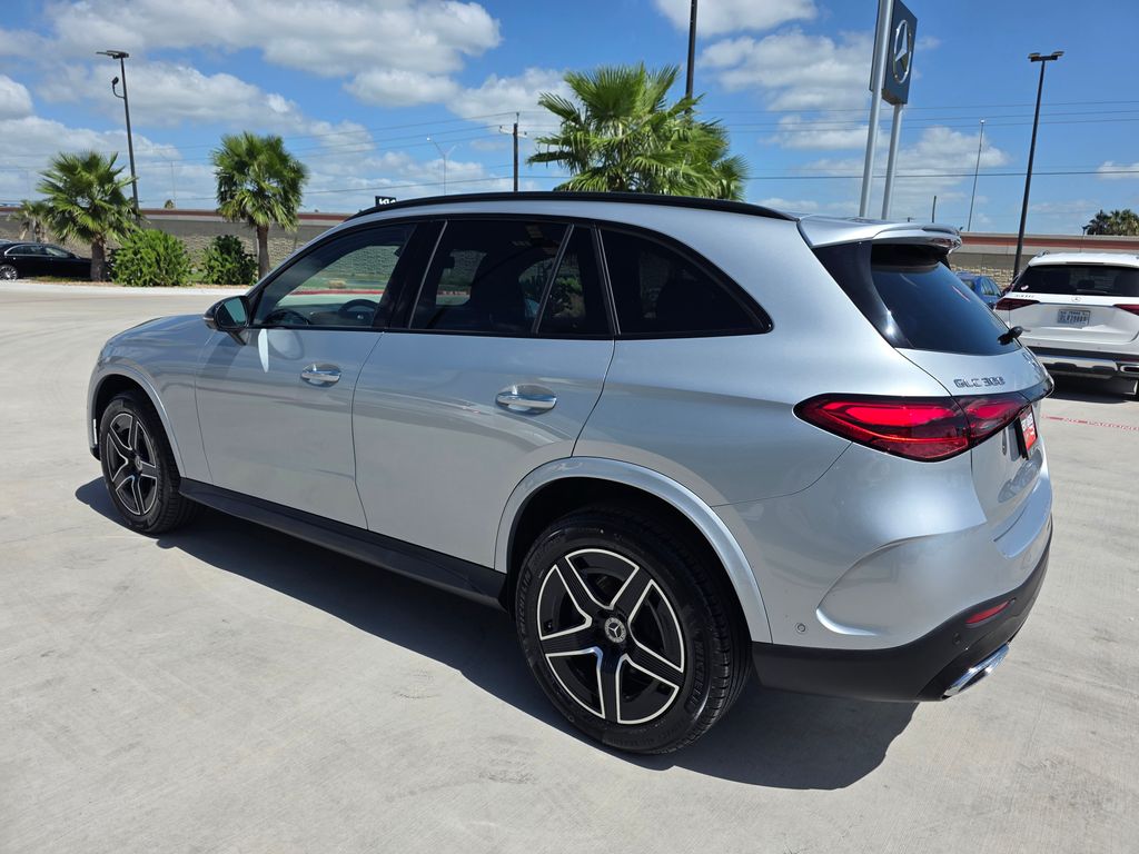 New 2026 Silver Mercedes-Benz GLC 300 image 5