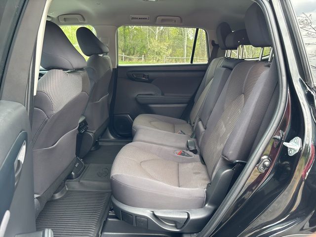 Used 2023 Toyota Highlander SUV