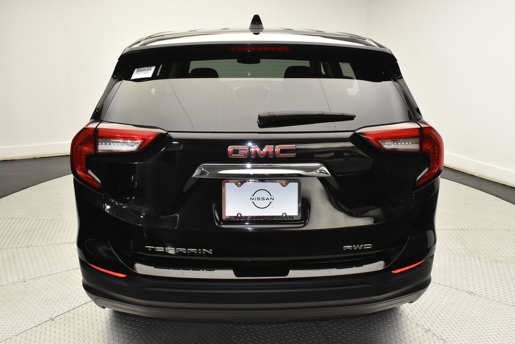 2024 GMC Terrain SLE 6