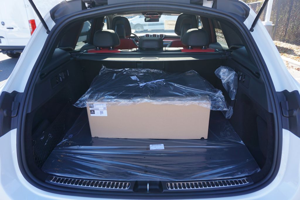 Thumbnail: 2026 Mercedes-Benz GLC - 18