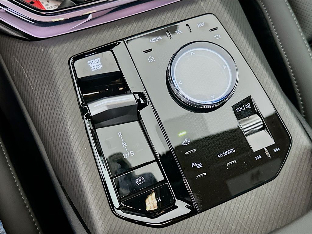 Thumbnail: 2026 BMW X3 - 15