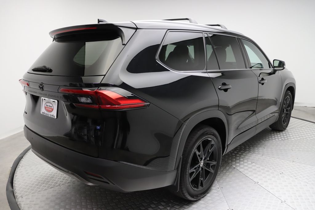 2024 Toyota Grand Highlander Limited 8