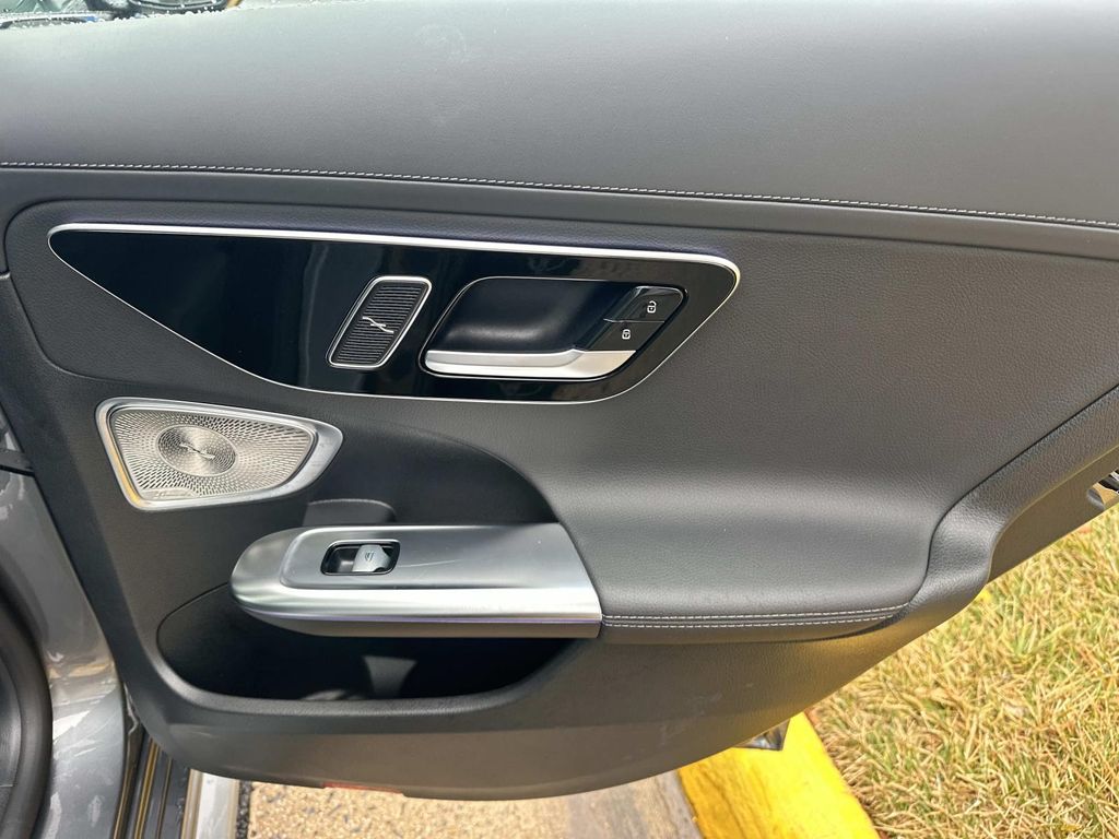 Thumbnail: 2025 Mercedes-Benz C-Class - 22