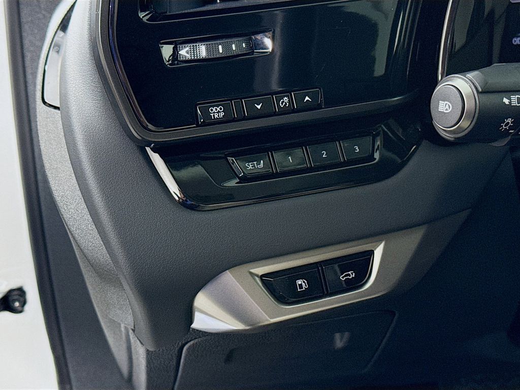 Thumbnail: 2024 Lexus RX - 10