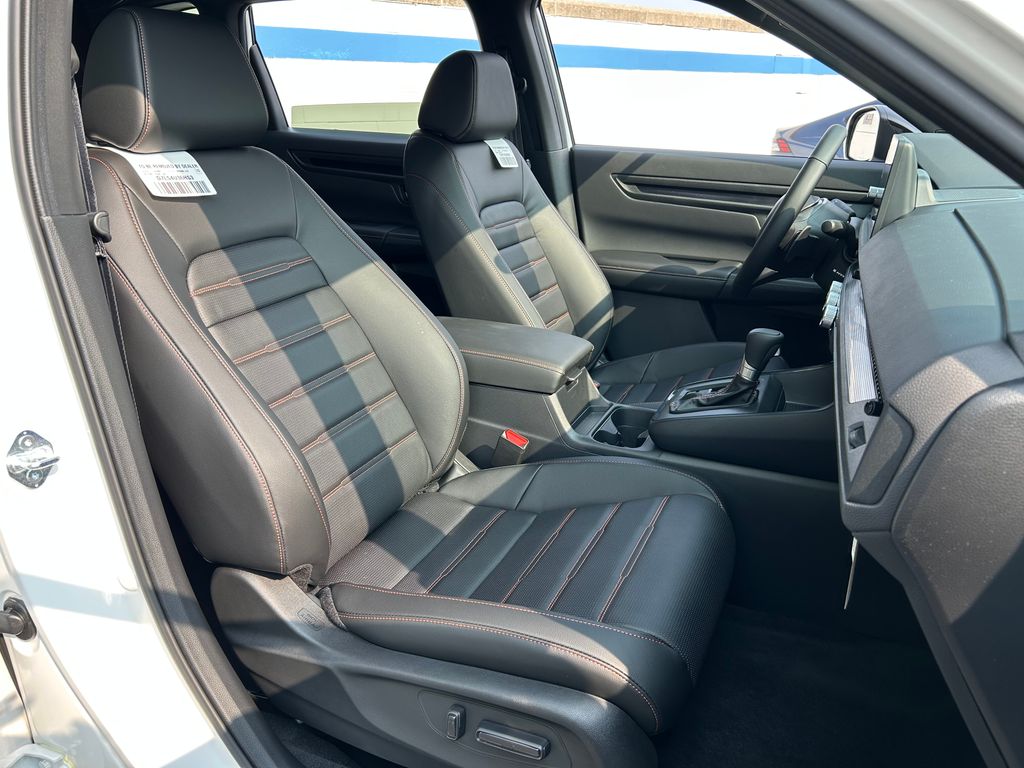 Thumbnail: 2026 Honda CR-V - 25