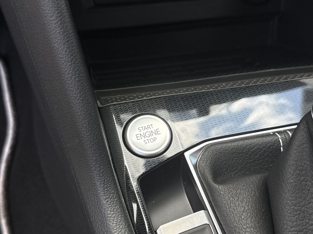 2026 Volkswagen Taos 1.5T SE Gray at DeMontrond Auto Country