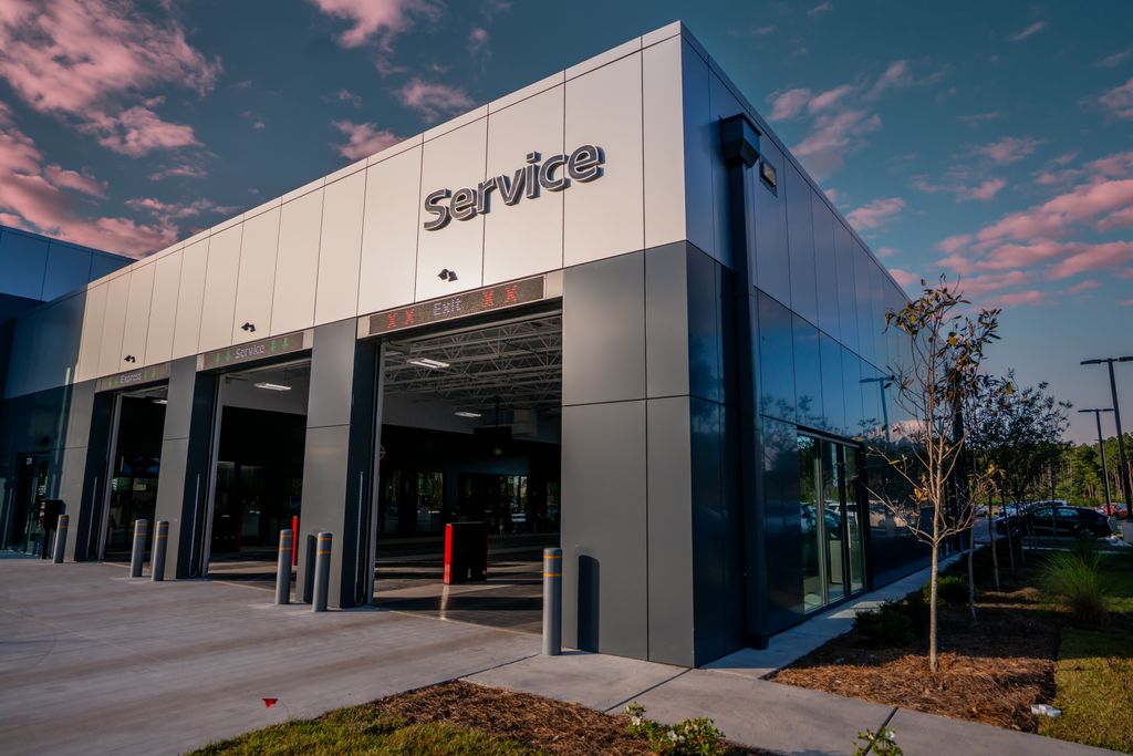 2019 Oxford White Ford Edge SEL FWD SUV