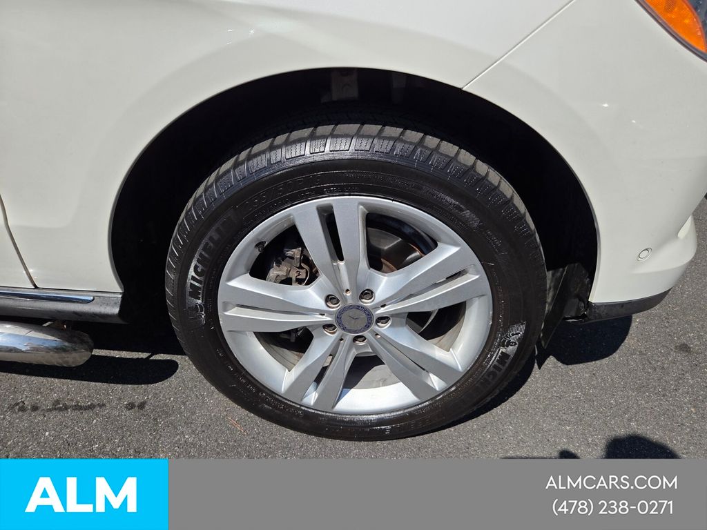 Used 2015  Mercedes-Benz ML 350 image 26