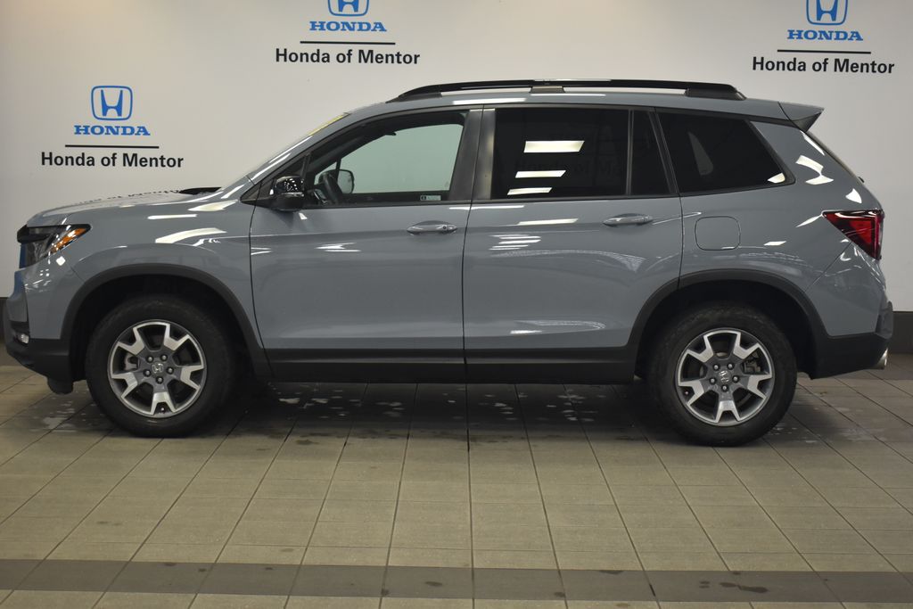 Thumbnail: 2023 Honda Passport - 4