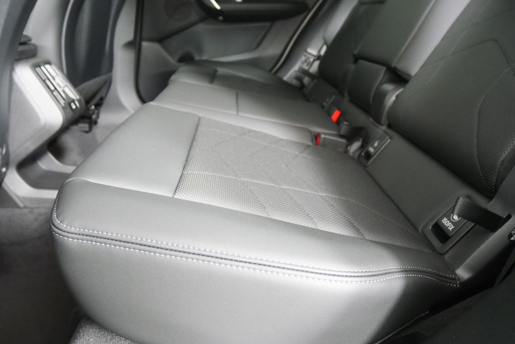 Thumbnail: 2026 BMW X1 - 14