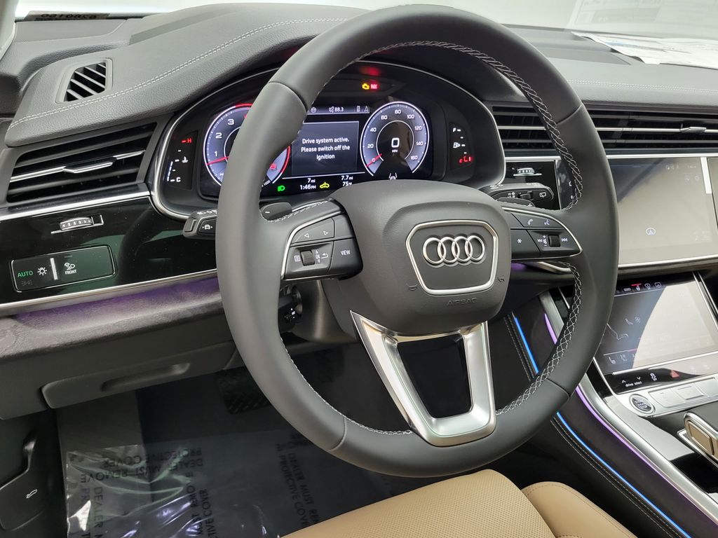 Thumbnail: 2026 Audi Q7 - 30