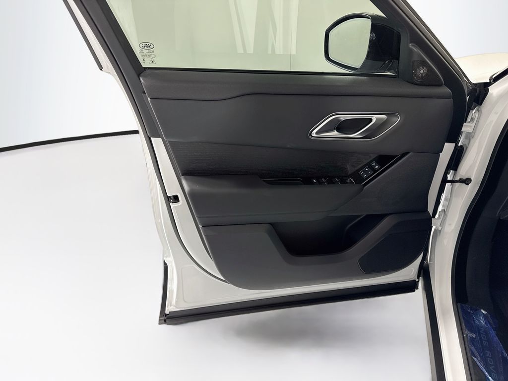 Thumbnail: 2026 Land Rover Range Rover Velar - 24