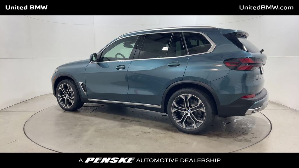 Thumbnail: 2026 BMW X5 - 6