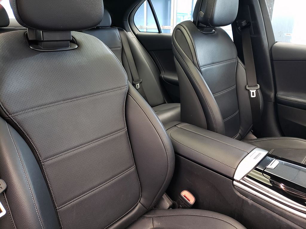 Thumbnail: 2022 Mercedes-Benz C-Class - 28