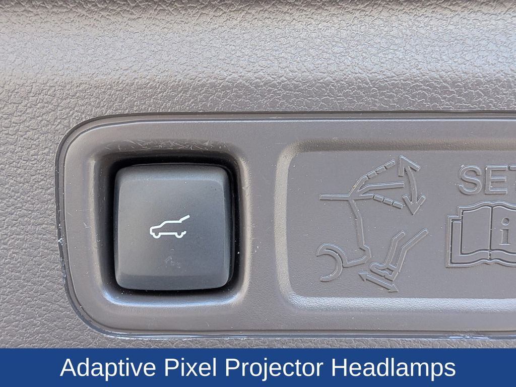 2022 Lincoln Navigator Standard