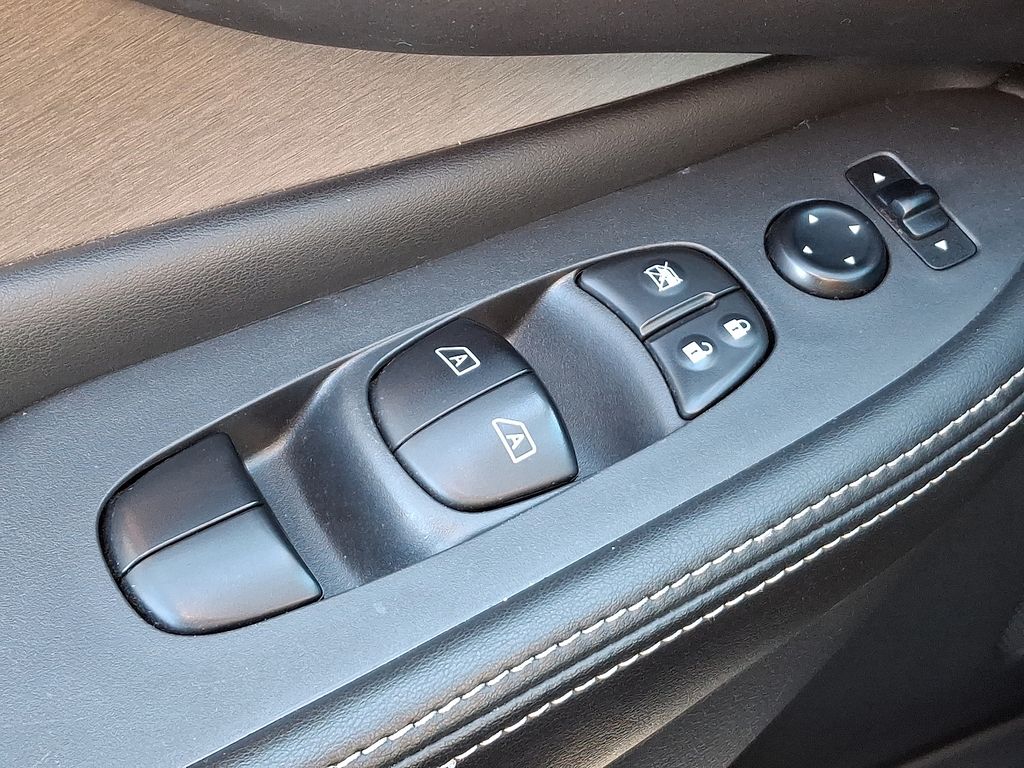 Thumbnail: 2021 Nissan Murano - 26