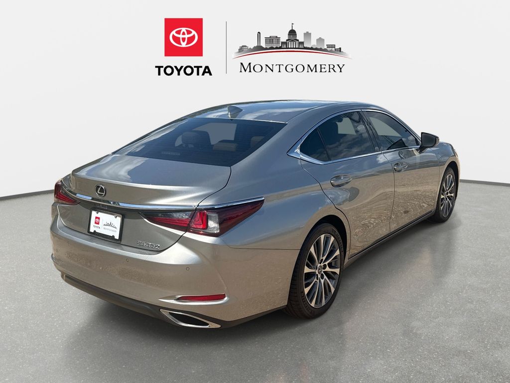 Used 2020 Lexus ES Sedan