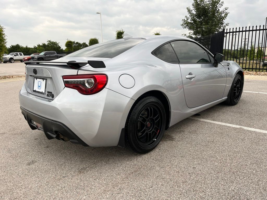 Thumbnail: 2018 Toyota GR86 - 4