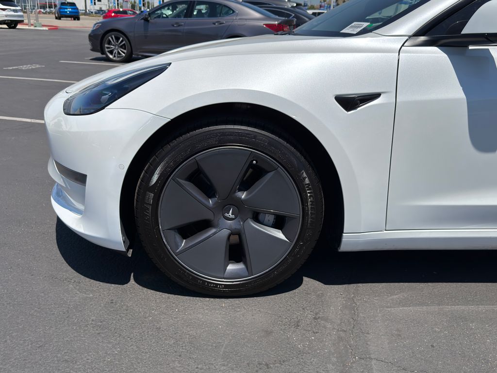 Thumbnail: 2022 Tesla Model 3 - 5