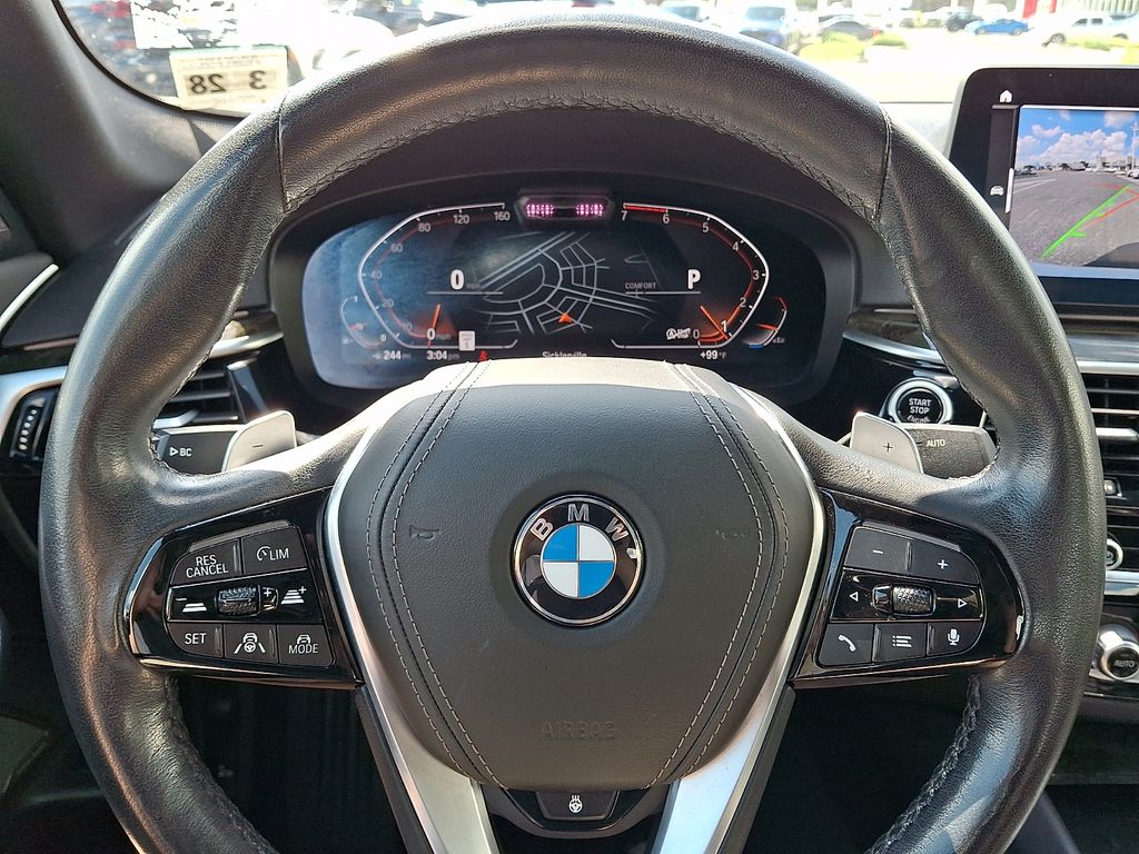 Thumbnail: 2023 BMW 5 Series - 20