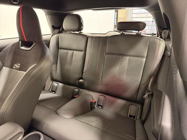 Thumbnail: 2026 MINI Cooper - 19