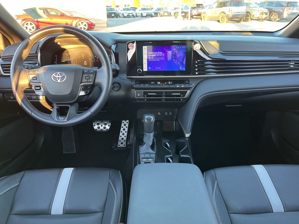 Thumbnail: 2025 Toyota Camry - 15