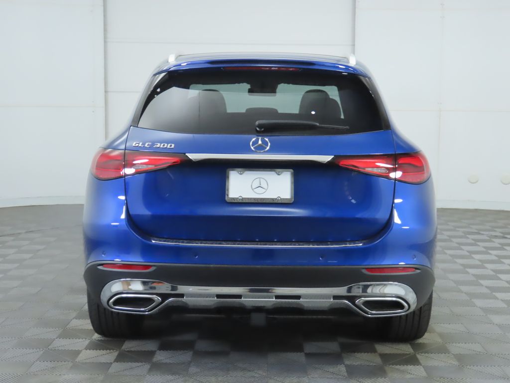 Thumbnail: 2026 Mercedes-Benz GLC - 6