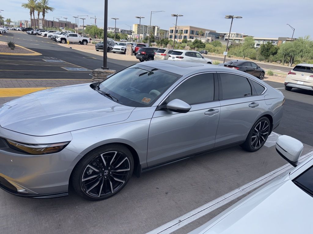 View vehicle photo 2