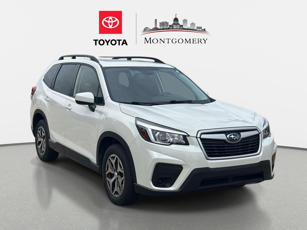 2020 Subaru Forester Premium's photo