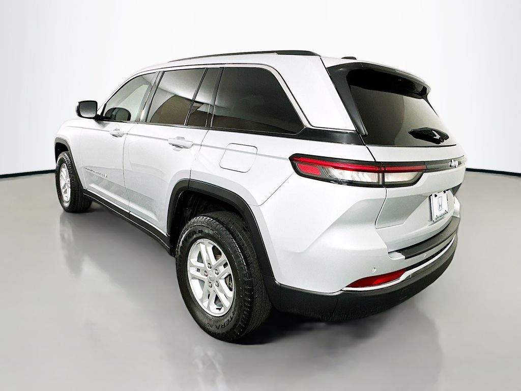 Thumbnail: 2023 Jeep Grand Cherokee - 7