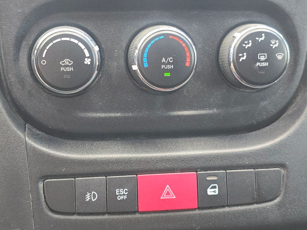 Used 2018 Black Ram High Roof image 26