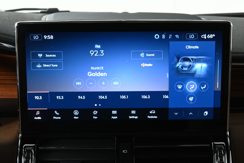 Thumbnail: 2024 Lincoln Navigator - 20