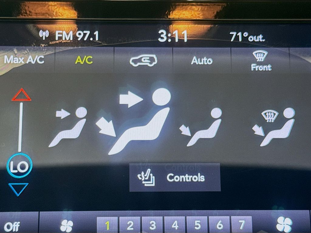 Used Car 2020 Jeep Grand Cherokee  Overland For Sale Under $25,000 In Austin, Texas