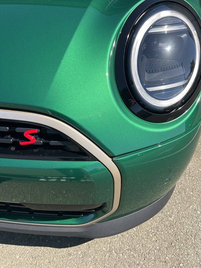 2025 MINI Cooper S 7