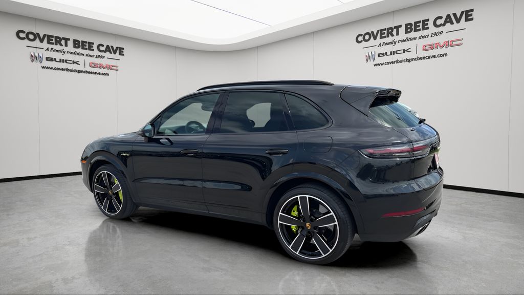 Used Car 2023 Porsche Cayenne E-hybrid  Turbo S For Sale In Austin, Texas