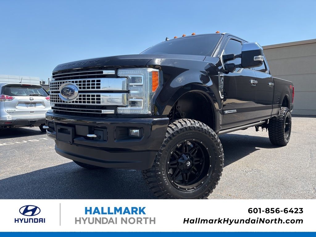 Black Metallic 2019 Ford F-250 Super Duty Platinum Crew Cab 4WD Pickup Truck Four-Wheel Drive 6-Speed Automatic