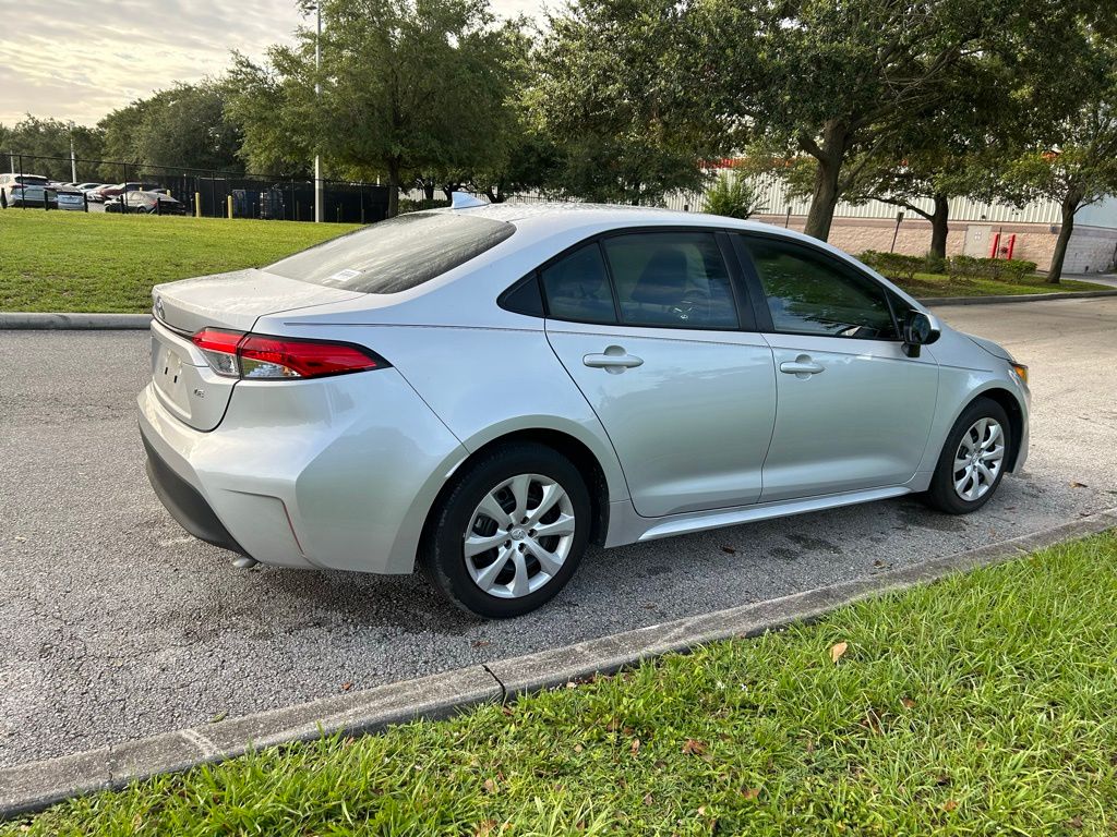 Thumbnail: 2023 Toyota Corolla - 5