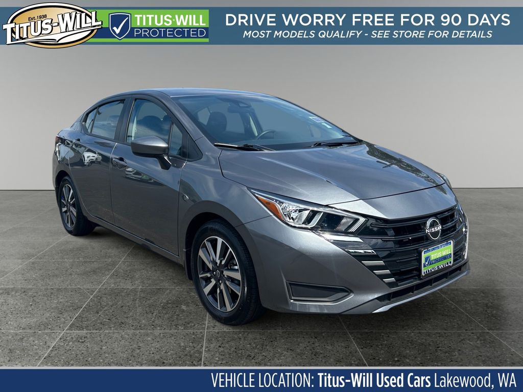 2023 Nissan Versa SV FWD