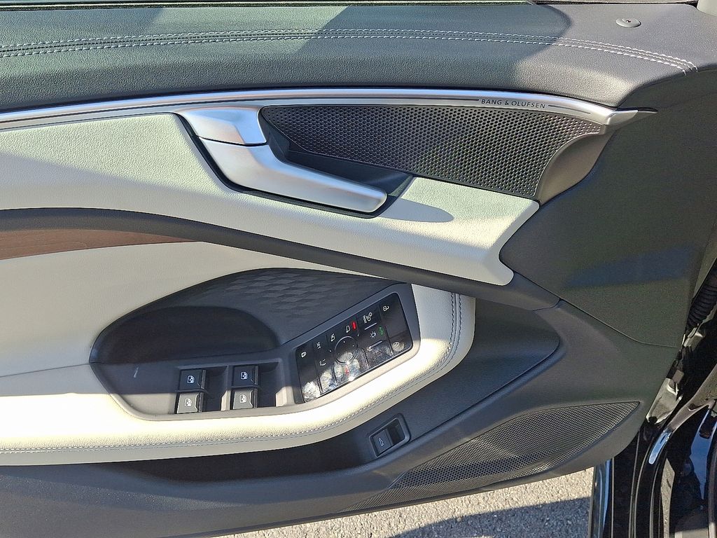 Thumbnail: 2026 Audi A6 - 9