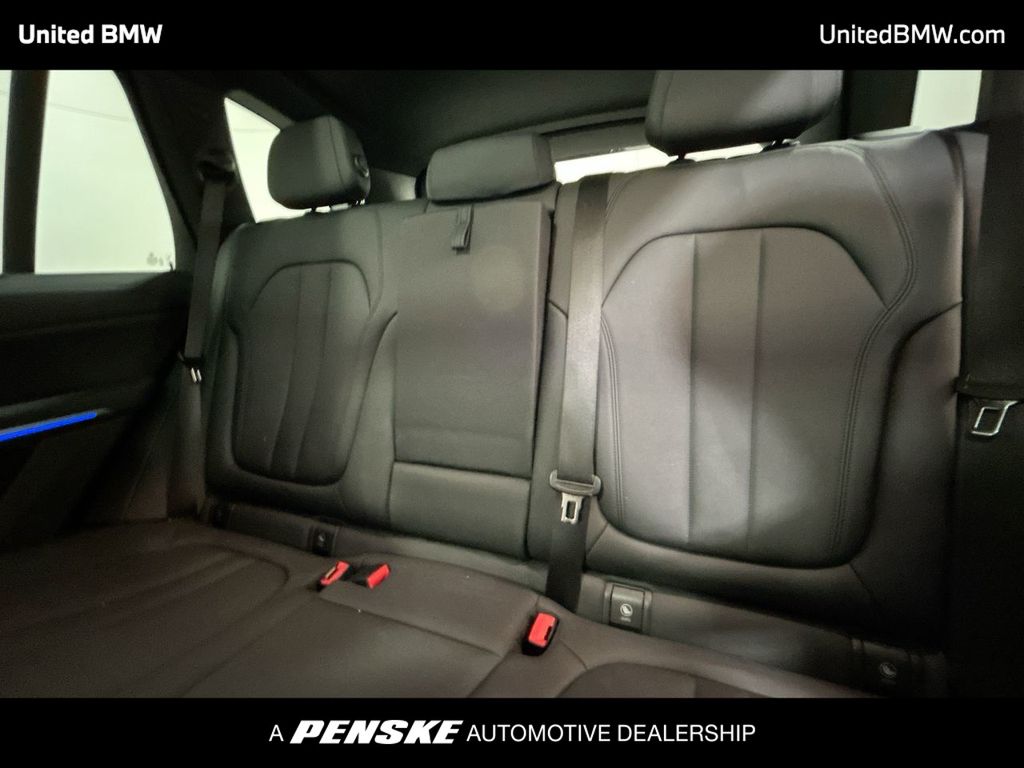 Thumbnail: 2021 BMW X5 - 21