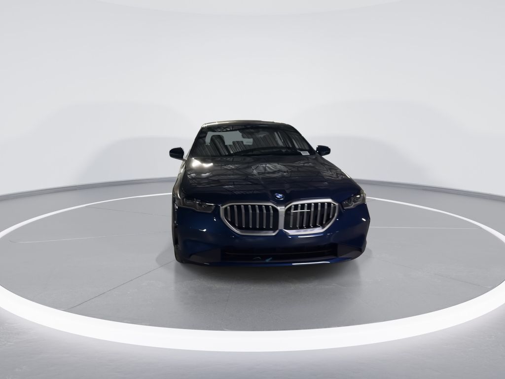 Thumbnail: 2026 BMW 5 Series - 3
