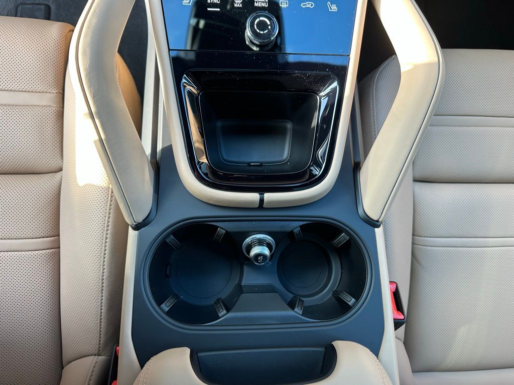 Thumbnail: 2026 Porsche Cayenne - 28