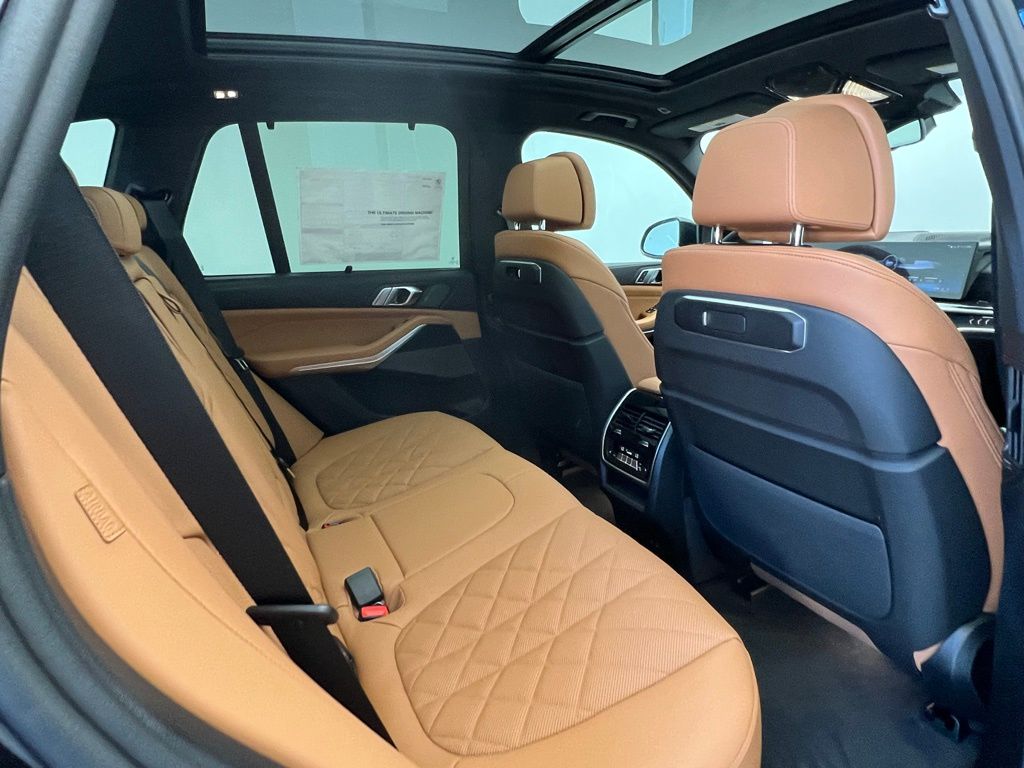 Thumbnail: 2026 BMW X5 - 8