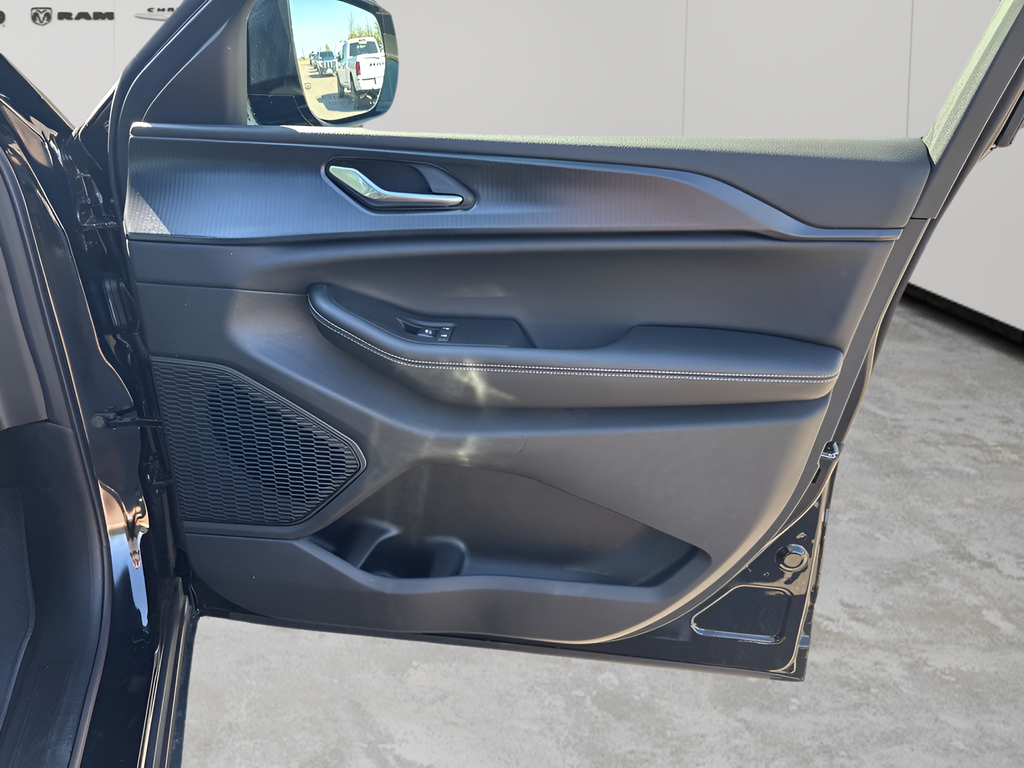 New Car 2025 Jeep Grand Cherokee L  For Sale Under $50,000 In Austin, Texas