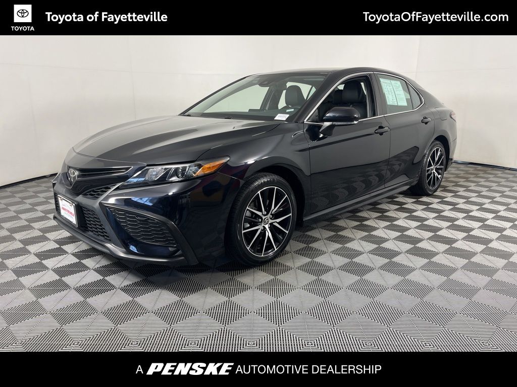2023 Toyota Camry SE -
                  Fayetteville, AR