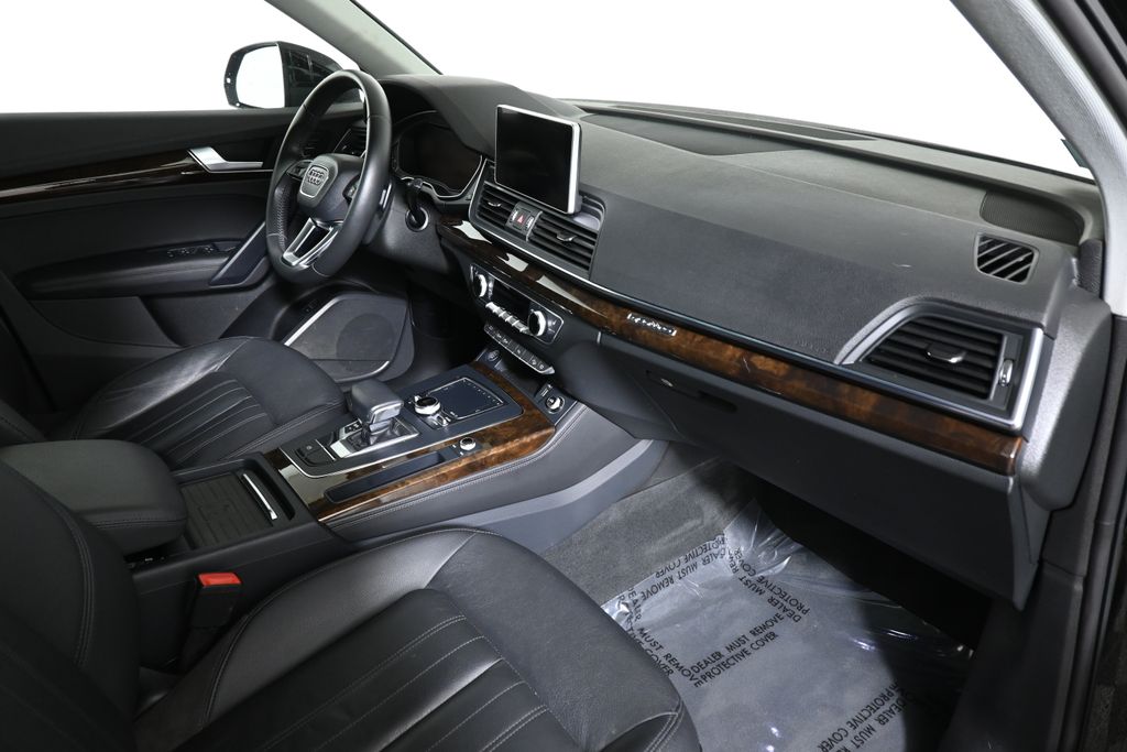 Thumbnail: 2019 Audi Q5 - 27